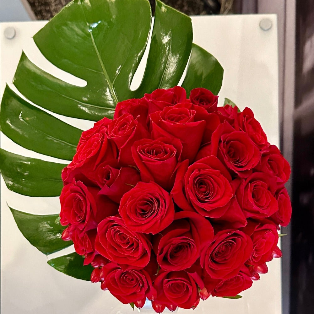 Moon Vase Red Roses
