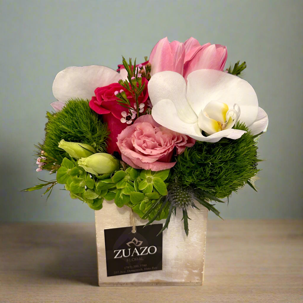 Phale Desk Mix Bouquet